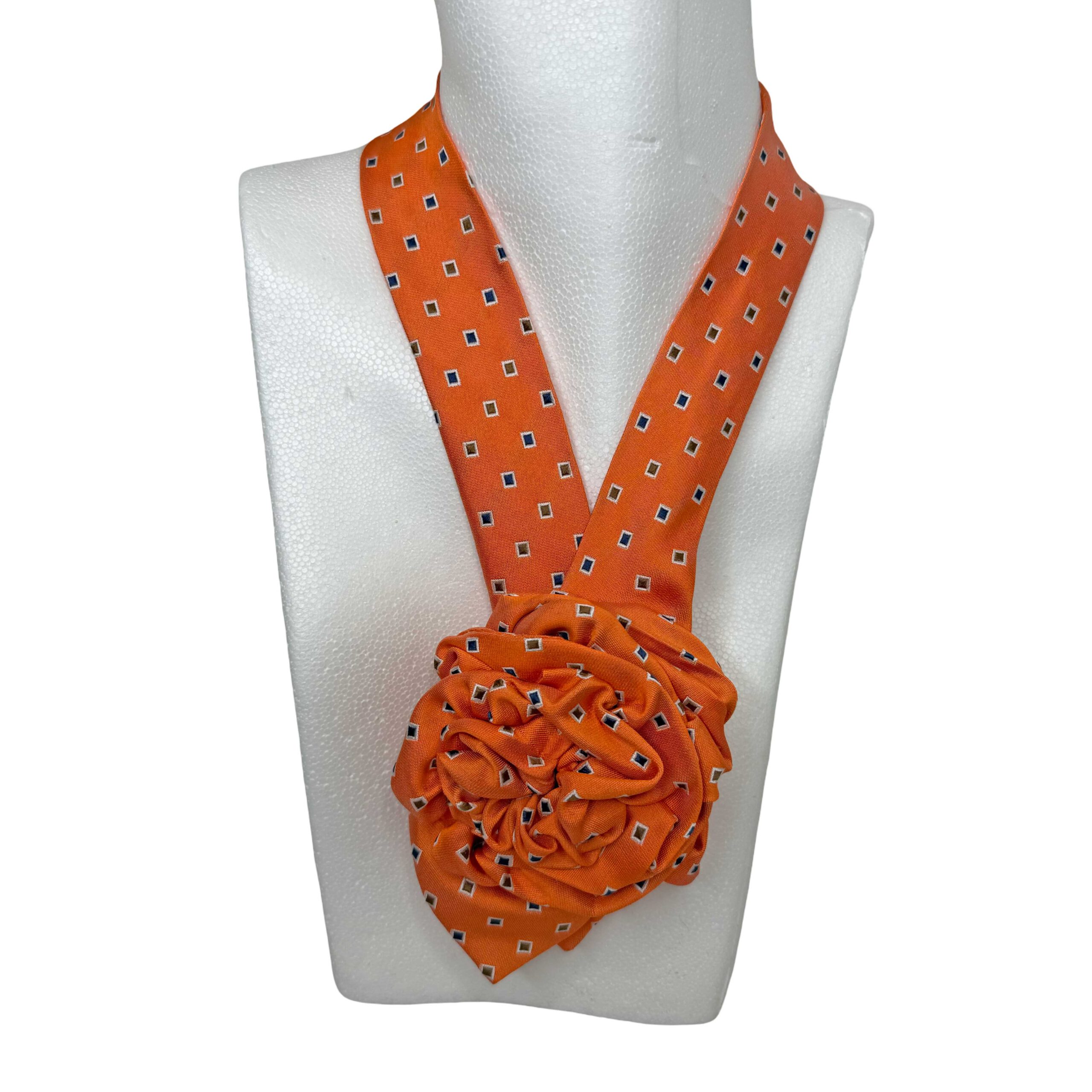 Krawattencollier orange Quadrate